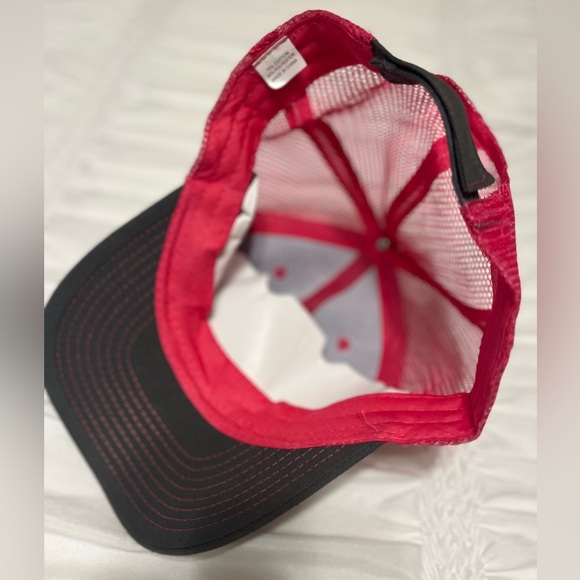 Making Strides Against Breast Cancer gray/pink mesh adjustable NWOT hat - Picture 3 of 3